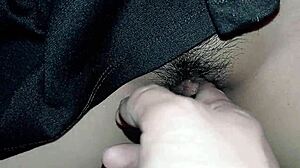 xxx desi sexo primera vez con mi hermanastra en casa bajo su falda