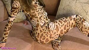 Girlfriend gives sensual blowjob and passionate fucking with cumshot.