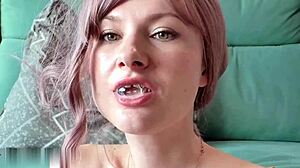 Juicy Beauty Sucks Dick And Swallows Cum