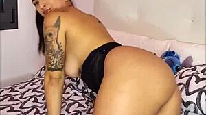 i masturbate in front of the neighbor until i cum