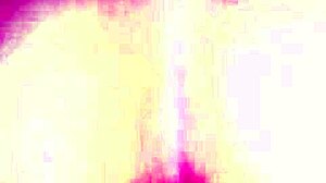 Solita por el culo le duele y encanta