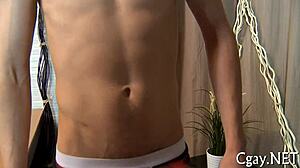 गे स्टड्स के साथ हार्डकोर रिमिंग एक्शन