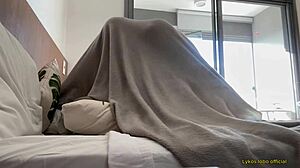 Neighbor Lets Me Creampie Her Pussy for Cuck 😏