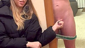 milfetta gives michaelfrostpro a blowjob while waiting for taxi