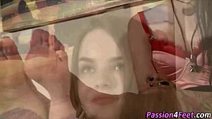 Babe Scrunching Foot Soles