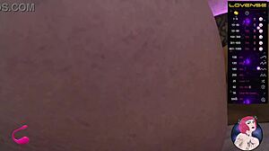 Webcam Slut Plays With Fat Pussy