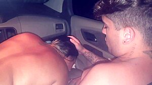 me pegou dando para minha spin e me comeu tamb�m gozando na minha cara flakael