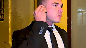 prologue agents x 4, dans lombre du roi lubrique... apolo adri, damn i’m hooked!