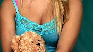 Mature teen from the ghetto gives sloppy blowjob, sucking and fucking intensely before cumshot.