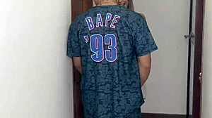 seducing my sexy roommate for a hot fuck 😍