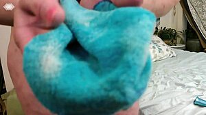 635 c’mere n smell my big sexy bum, oops!