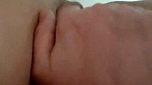 Mature MILF Teases Her Big Pussy to Intense Orgasm