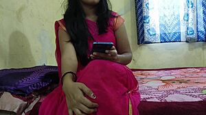 देसी भाभी की चूत सैलून वाले ने साफ की हिंदी ऑडियो में