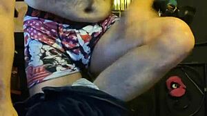 Watch me jerk off all by myself in this solo session