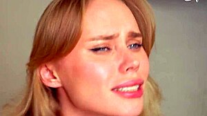 Hottie Seduced A Worker And Let Her Pussy Be Licked