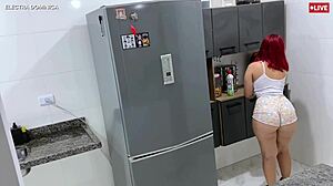 She Pretends to Be an Employee for Gay Voyeur Fun with Her Huge Ass?