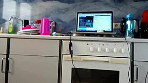 Sexydeas shows off her sensational ass in the kitchen while masturbating! 🔥