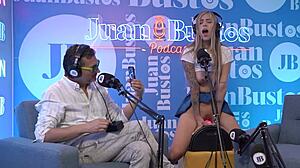 Better Than Her Toys, Mollysmith Squirts On Sybian Machine!