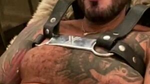 Viktor Rom celebrates 3650 days in the industry after winning a Grammy.