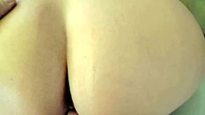 Embracing the emotional rise and grind morning session with big booty babe's ass shaking