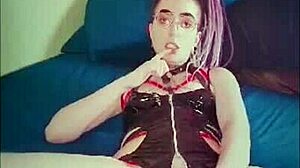 Hellokittyhaylee Rides Cowgirl Passionately In Amateur MILF Scene!