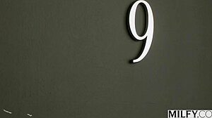 Curvy blonde MILF Ainslee lures delivery guy for steamy action?