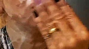 Os safados casados me fizeram isso mas n�o quiseram mostrar nem os cacetes esperando outros safados com muita porra pra novas gozadas na minha boca cara – who wants to cum next?