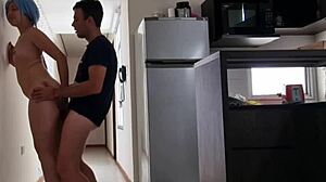 Pizza Delivery Guy Gets a Wild Surprise