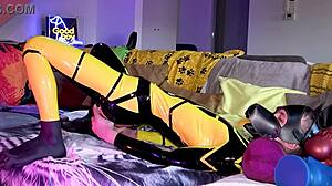 Vincent Sucked Vitor's Big Cock and Got Fingered Anal!