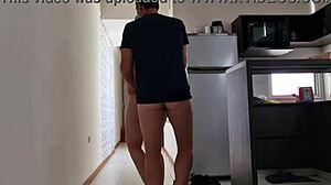 Pizza Delivery Guy Gets a Wild Surprise