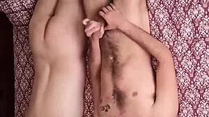 Cogida a pelo latinos jovenes