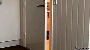 Damn! Don't Get Hard for Stepmom, But I Crave That Dick Inside Me!