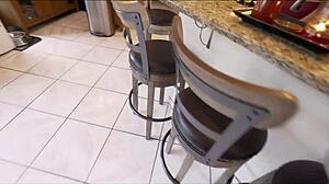 hey, coco vandi, can ya massage me after school like this?