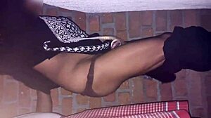 मेरी इंडियन गांव वाली गर्लफ्रेंड रैंच पर चुदाई देख