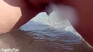 shaved pussy caught peeing on public beach