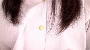 Kyoka Kanou's secret AV debut as a mature wife