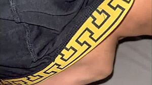 Colega de trabalho vivia jogando indireta chamei pra tomar umas comi ele antes dele ir embora