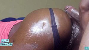 आई लव मोना की इबोनी ऐस क्रिम्पाई के साथ चुदाई