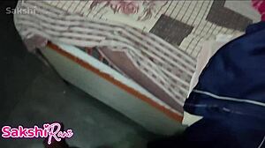 इंडियन विलेज भाभी रात को योनी रगड़ने और क्यूमशॉट डिस्चार्ज के साथ पाउंड होती है