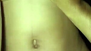 indonesian story of girlfriend choosing to cheat after a fight.