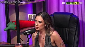 rafa hot, the queen of virtual sex, tempts with her alluring presence