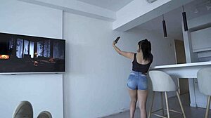 mi hermanastra queria sacarse una buena foto para instragram y yo le saqu� hasta la ropa