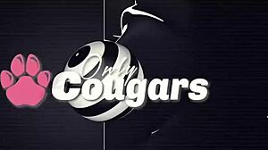 महोगनी अपनी बड़ी ब्लैक गैंड को ऑयल से चिकना करती है, फिर मॉन्स्टर लंड लेकर हार्ड पस्सी पाउंडिंग लेती है