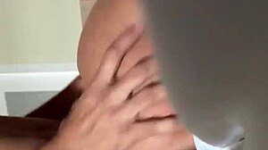 Pegando Novinha Por Trás