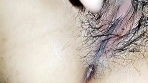 Filipina Girlfriend Gets Close-Up Pussy Licking From Amateur Friend