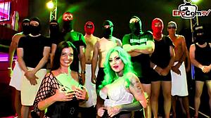 DER GRÖSSTE CREAMPIE BEI TEEN GANGBANG PARTY