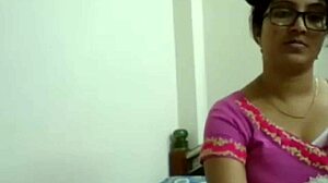 Pakistani Girl Strips on Webcam for Boyfriend and Friend Fun