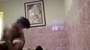 me encontré con mi ex y nos fuimos a coger mientras el cornudo esperaba