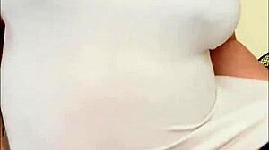 That pregnant arab girl with the big belly and milky boobs is so sexy