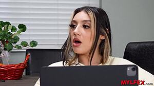 Stepmom and stepdaughter family dynamics